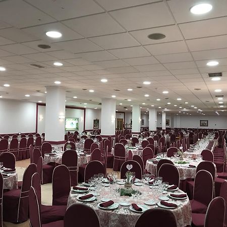Hotel Isur Льєрена Екстер'єр фото
