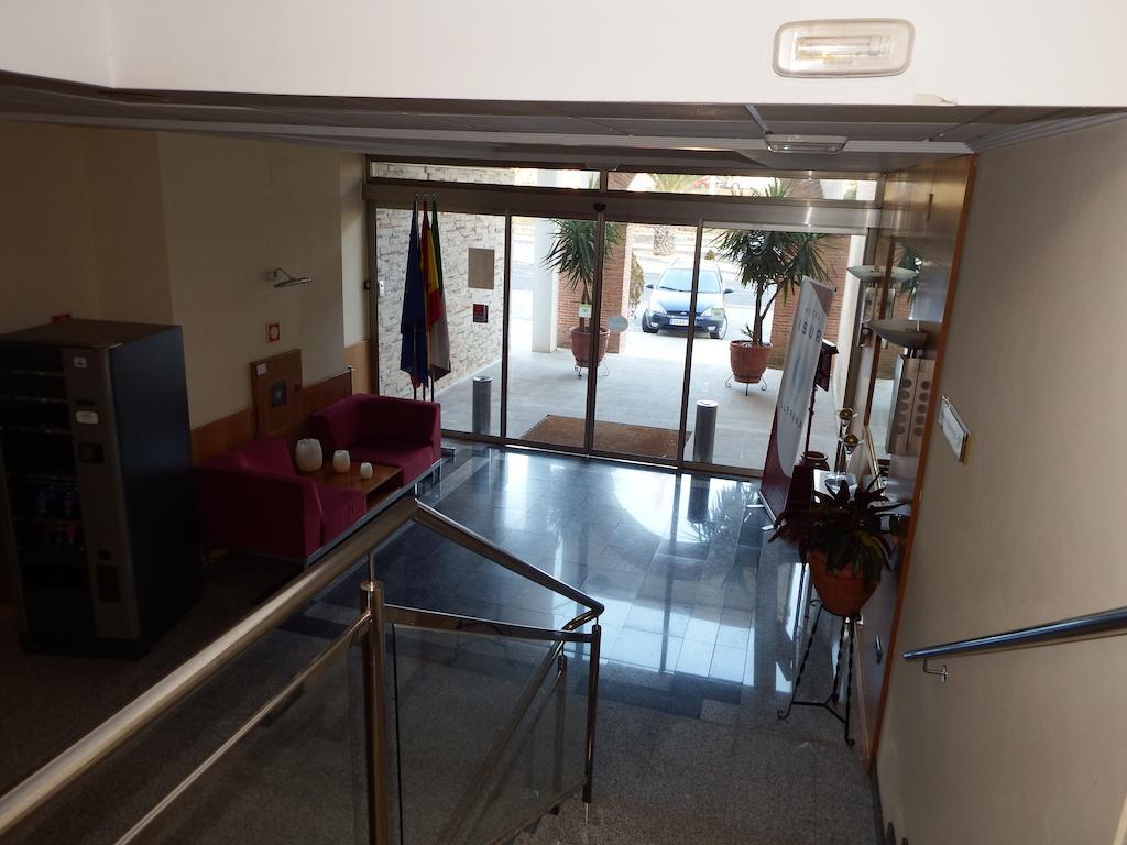 Hotel Isur Льєрена Екстер'єр фото