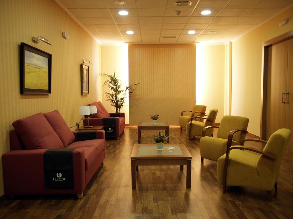 Hotel Isur Льєрена Інтер'єр фото